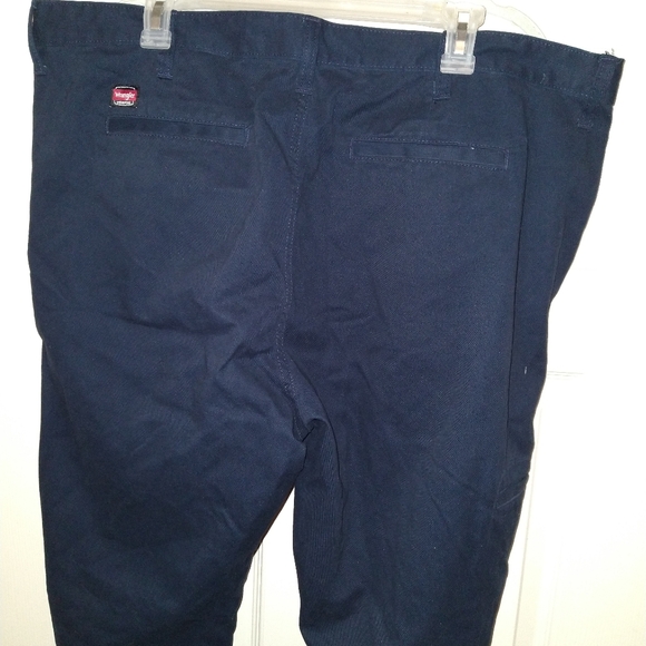 Wrangler Workwear Blue Pant Men's sz 42x30. - Picture 5 of 9